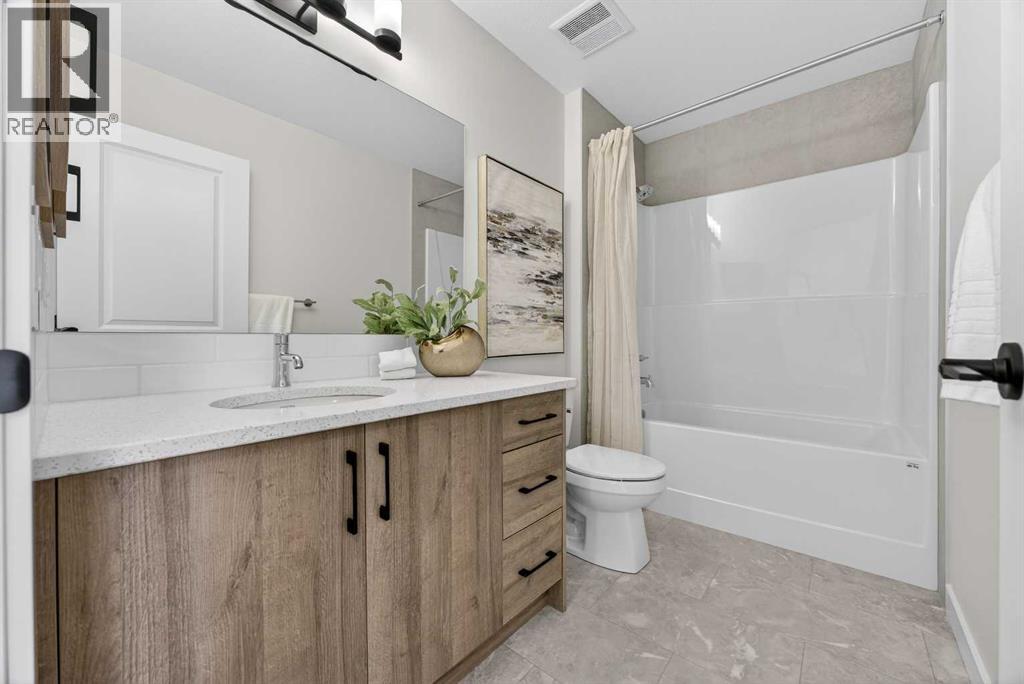 1086 Bayview Crescent Sw, Airdrie, Alberta  T4B 4G2 - Photo 38 - A2293567