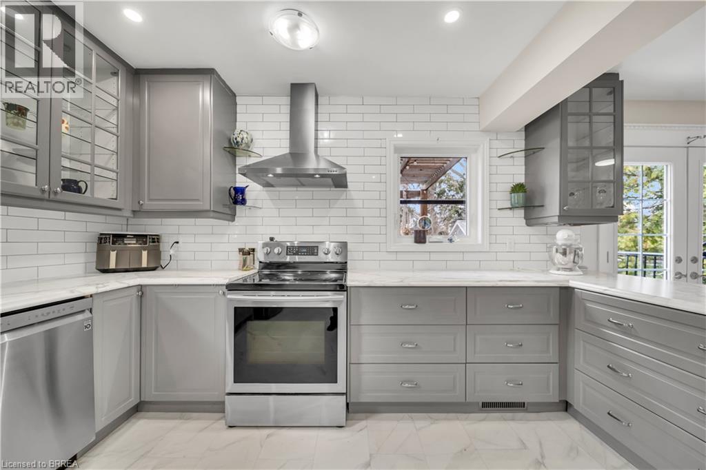 46 East 13th Street, Hamilton, Ontario  L9A 3Z3 - Photo 12 - 40812411