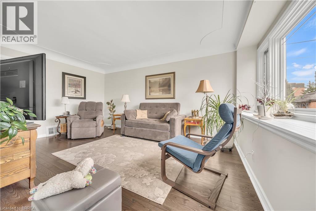 46 East 13th Street, Hamilton, Ontario  L9A 3Z3 - Photo 7 - 40812411