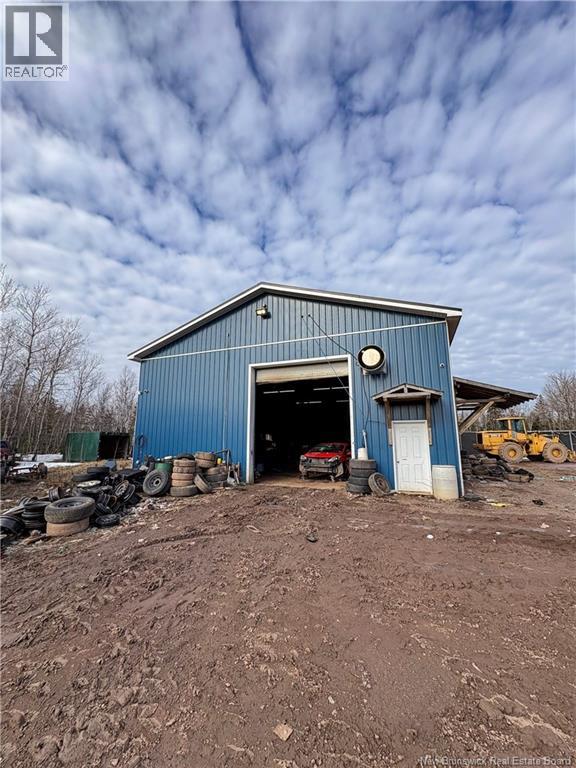 555 Caledonia Road, Moncton, New Brunswick  E1H 2E8 - Photo 10 - NB135352