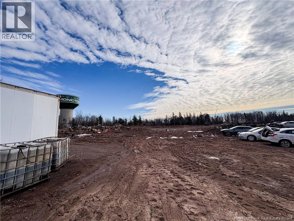 555 Caledonia Road, Moncton, New Brunswick  E1H 2E8 - Photo 12 - NB135352