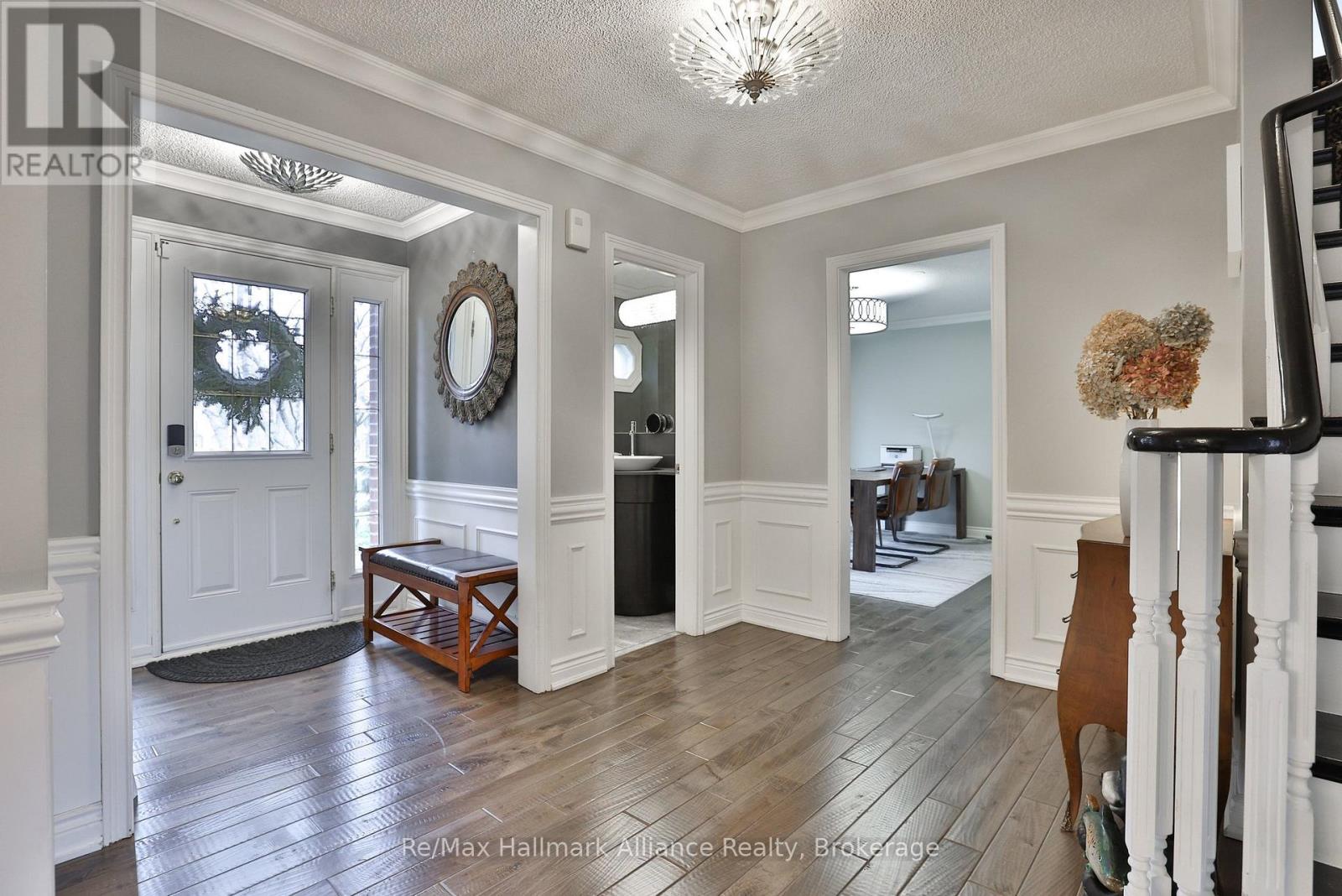 1335 Cambridge Drive, Oakville, Ontario  L6J 1S4 - Photo 22 - W12899502