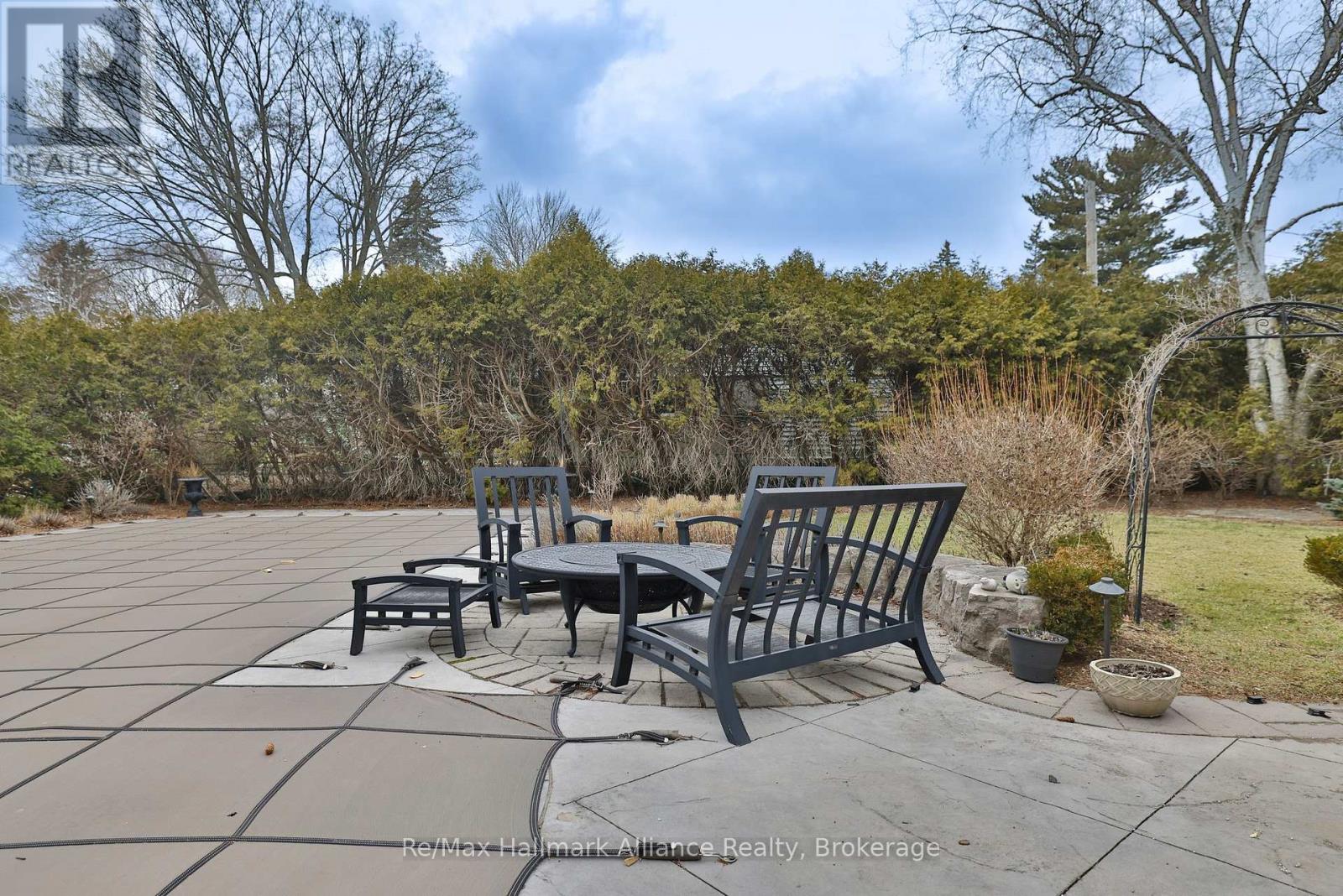 1335 Cambridge Drive, Oakville (Mo Morrison), Ontario  L6J 1S4 - Photo 47 - W12899502