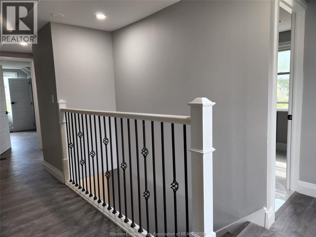 4221 Kennedy Drive East, Windsor, Ontario  N9G 1Y1 - Photo 3 - 26005715