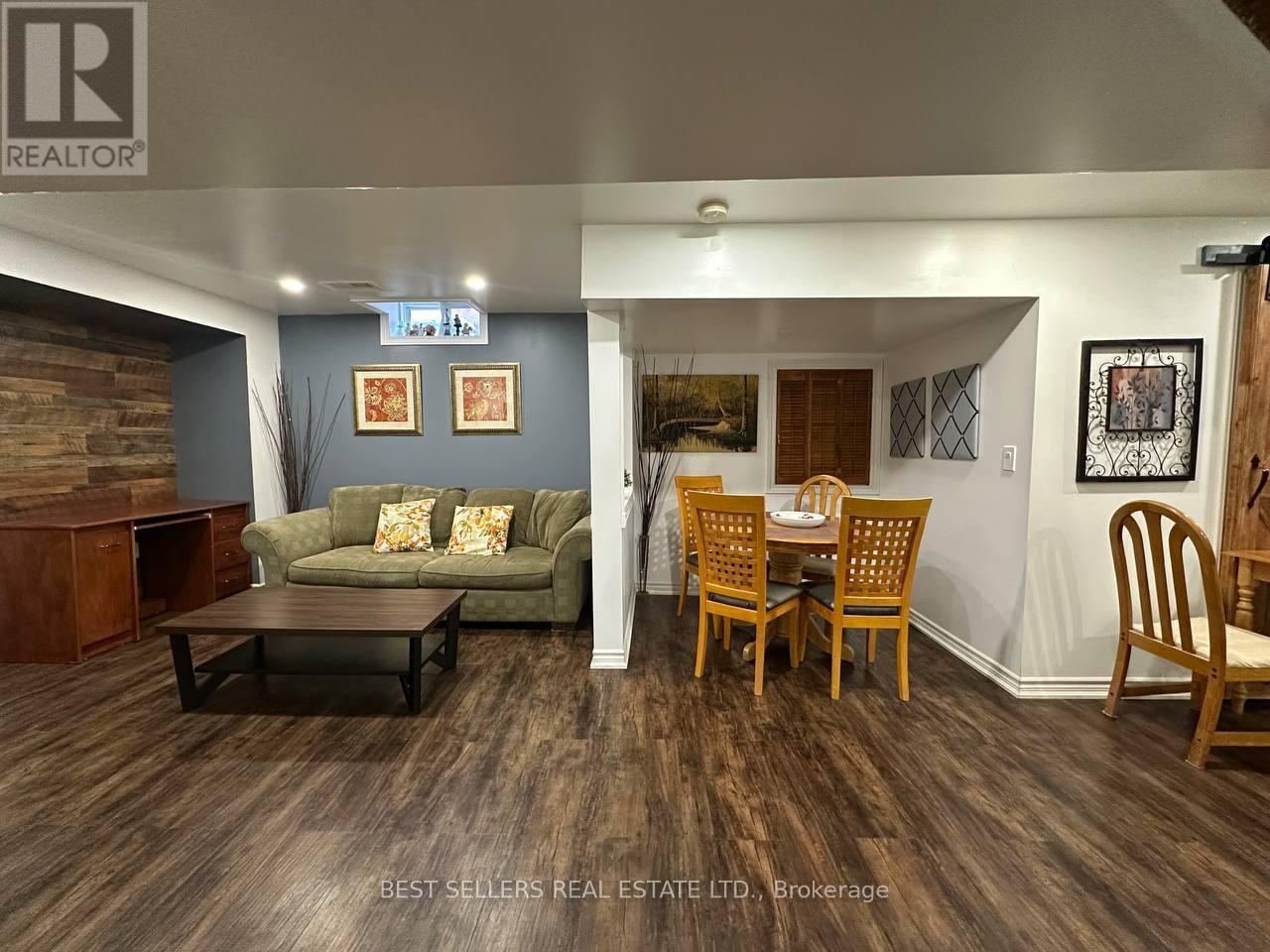 5861 Cozumel Drive, Mississauga, Ontario  L5M 6Y7 - Photo 6 - W12617434