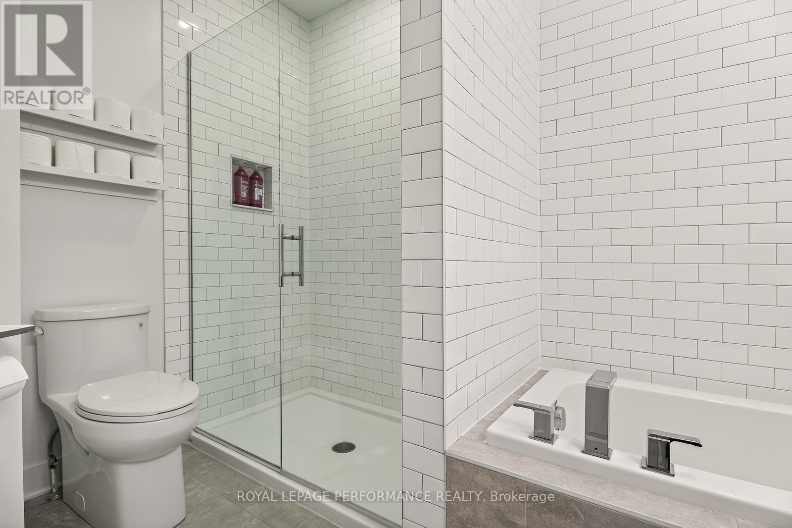 820 Ralph Hennessy Ave Avenue, Ottawa, Ontario  K1X 0E4 - Photo 13 - X12899594