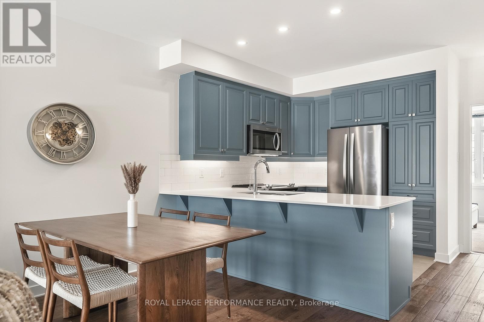 820 Ralph Hennessy Ave Avenue, Ottawa, Ontario  K1X 0E4 - Photo 7 - X12899594