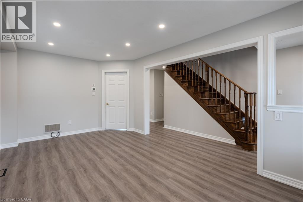 7 Hollinrake Avenue, Brantford, Ontario  N3T 0A6 - Photo 11 - 40812989