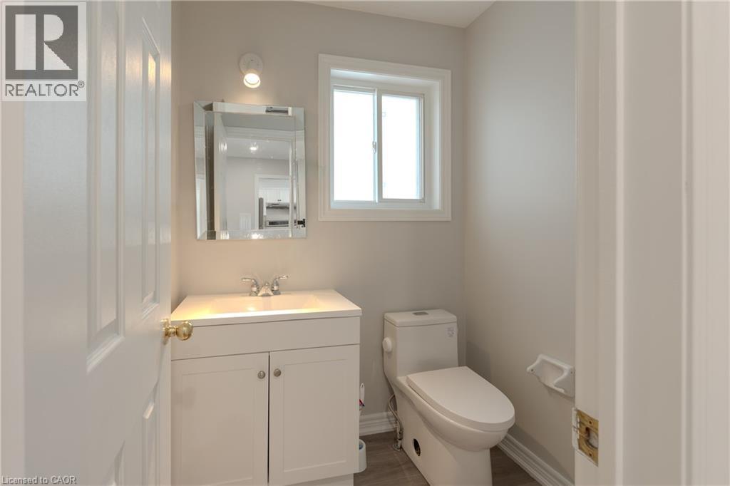 7 Hollinrake Avenue, Brantford, Ontario  N3T 0A6 - Photo 13 - 40812989