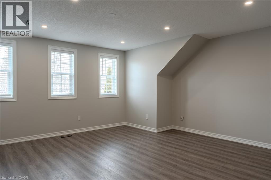 7 Hollinrake Avenue, Brantford, Ontario  N3T 0A6 - Photo 22 - 40812989