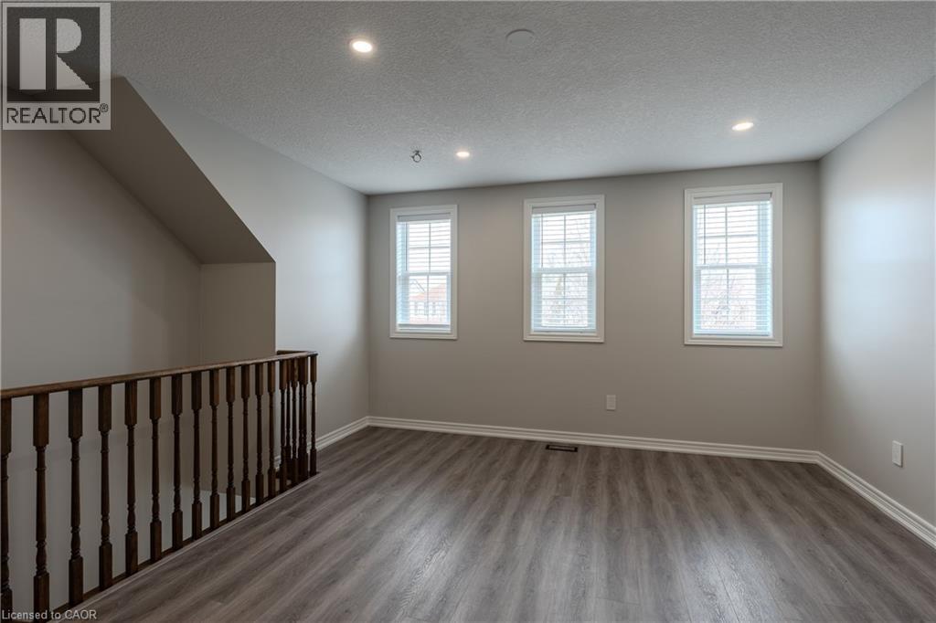 7 Hollinrake Avenue, Brantford, Ontario  N3T 0A6 - Photo 23 - 40812989