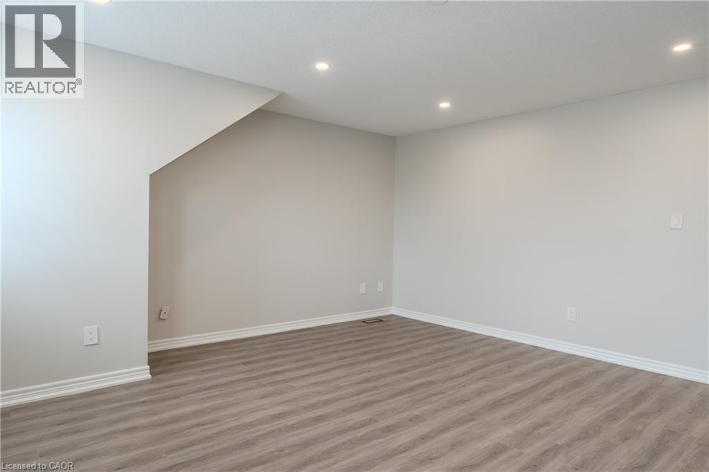 7 Hollinrake Avenue, Brantford, Ontario  N3T 0A6 - Photo 25 - 40812989