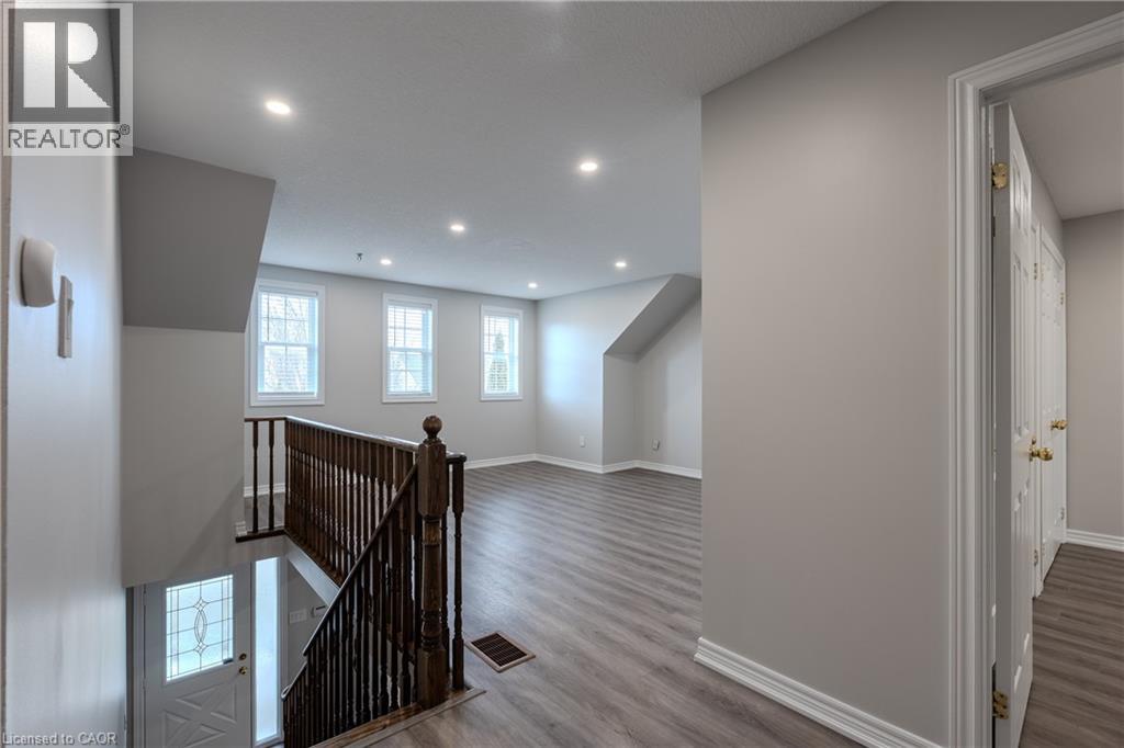 7 Hollinrake Avenue, Brantford, Ontario  N3T 0A6 - Photo 35 - 40812989