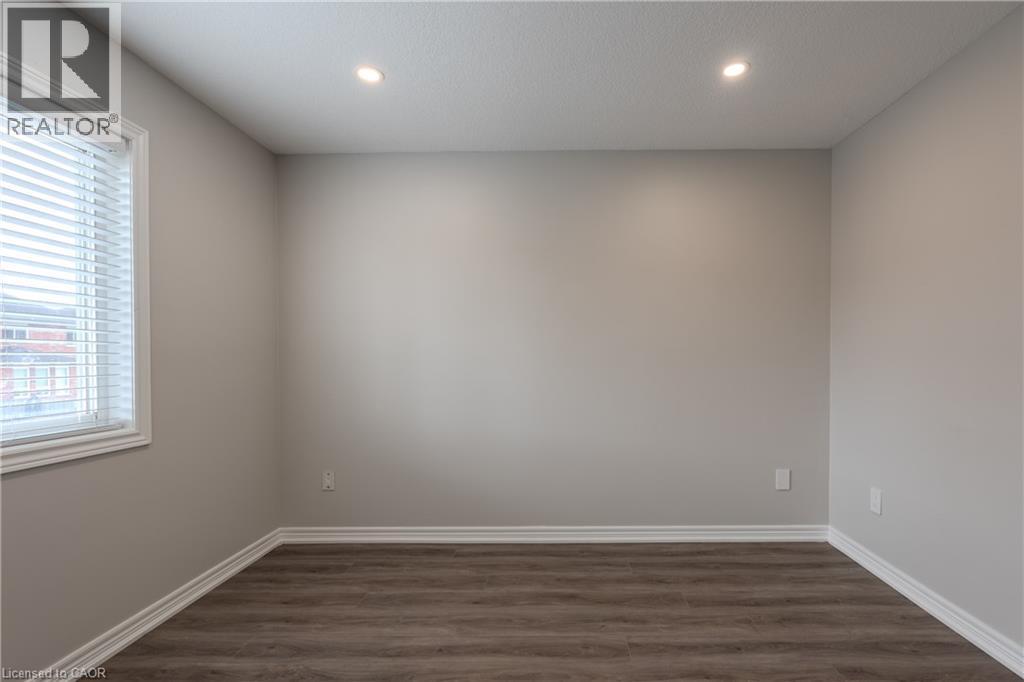 7 Hollinrake Avenue, Brantford, Ontario  N3T 0A6 - Photo 40 - 40812989