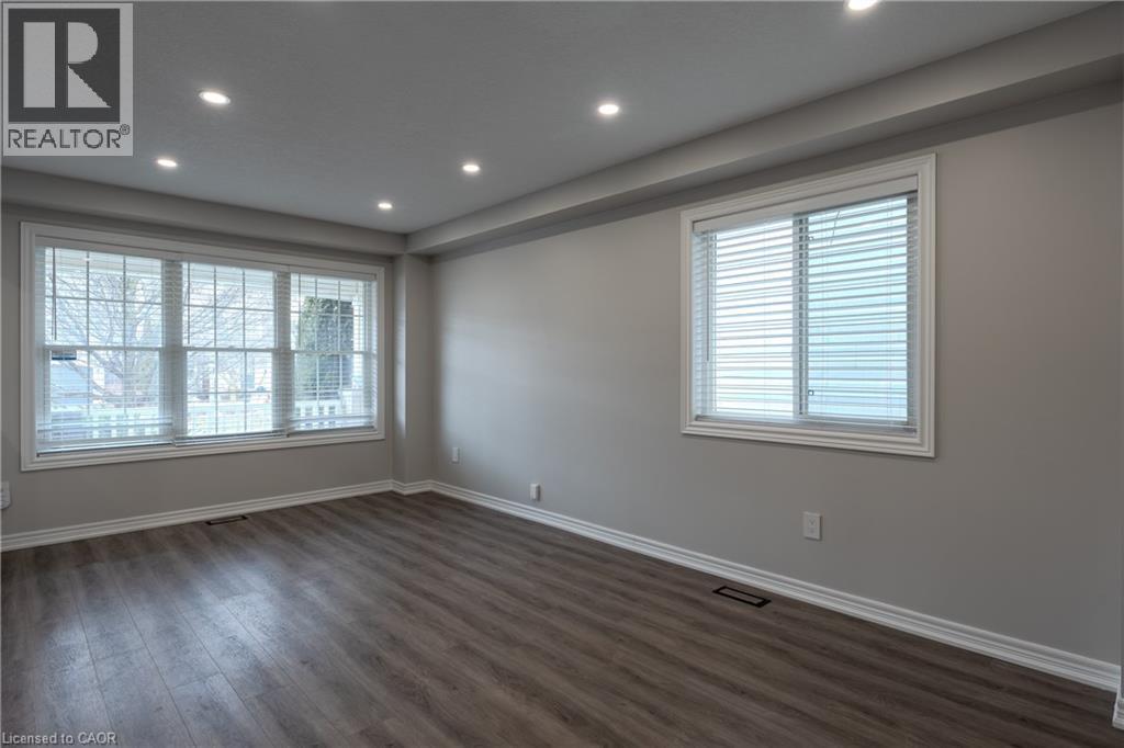 7 Hollinrake Avenue, Brantford, Ontario  N3T 0A6 - Photo 5 - 40812989