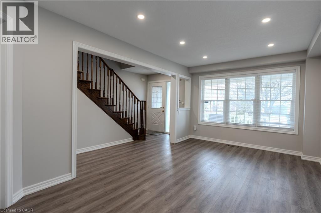 7 Hollinrake Avenue, Brantford, Ontario  N3T 0A6 - Photo 6 - 40812989