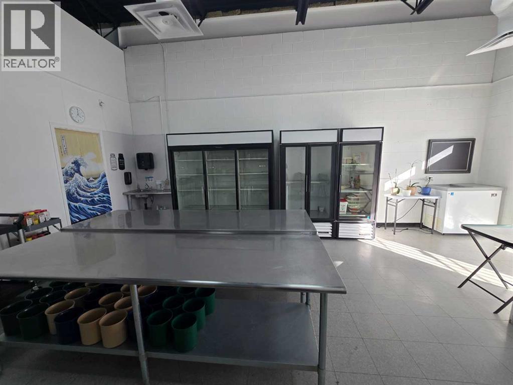 3132 26 Street Ne, Calgary, Alberta  T1Y 6Z1 - Photo 7 - A2291725