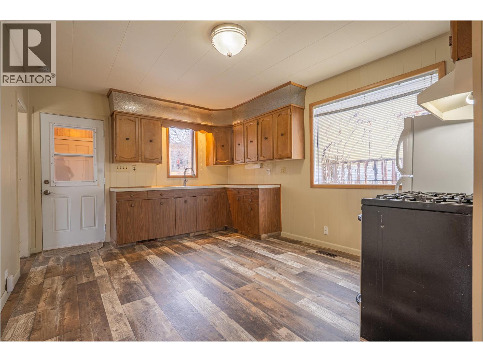 608 4th Avenue, Kimberley, British Columbia  V1A 2S1 - Photo 7 - 10379897