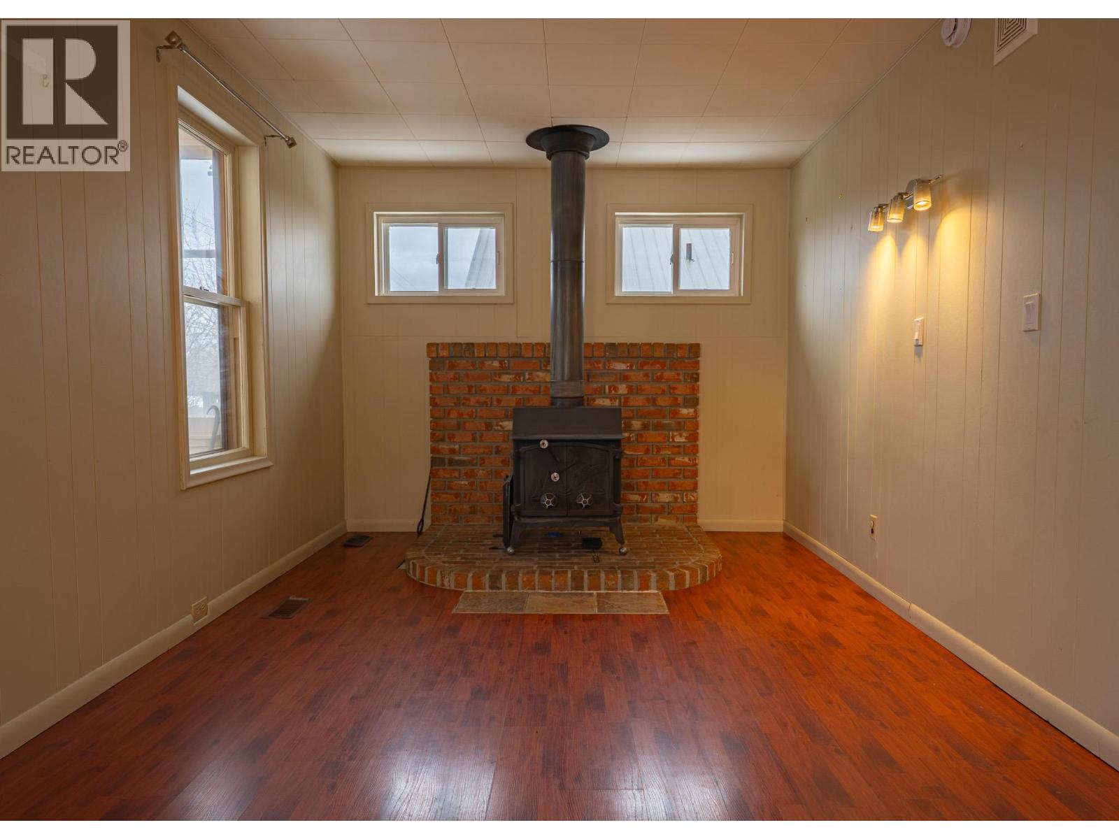 608 4th Avenue, Kimberley, British Columbia  V1A 2S1 - Photo 3 - 10379897