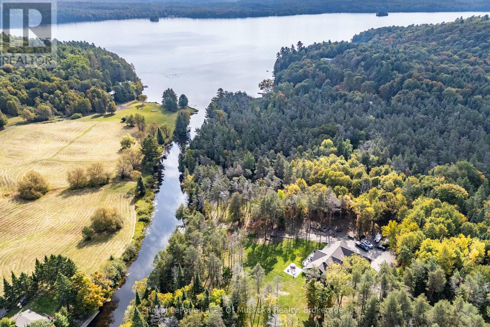 461 ROWANWOOD ROAD, Huntsville, Ontario