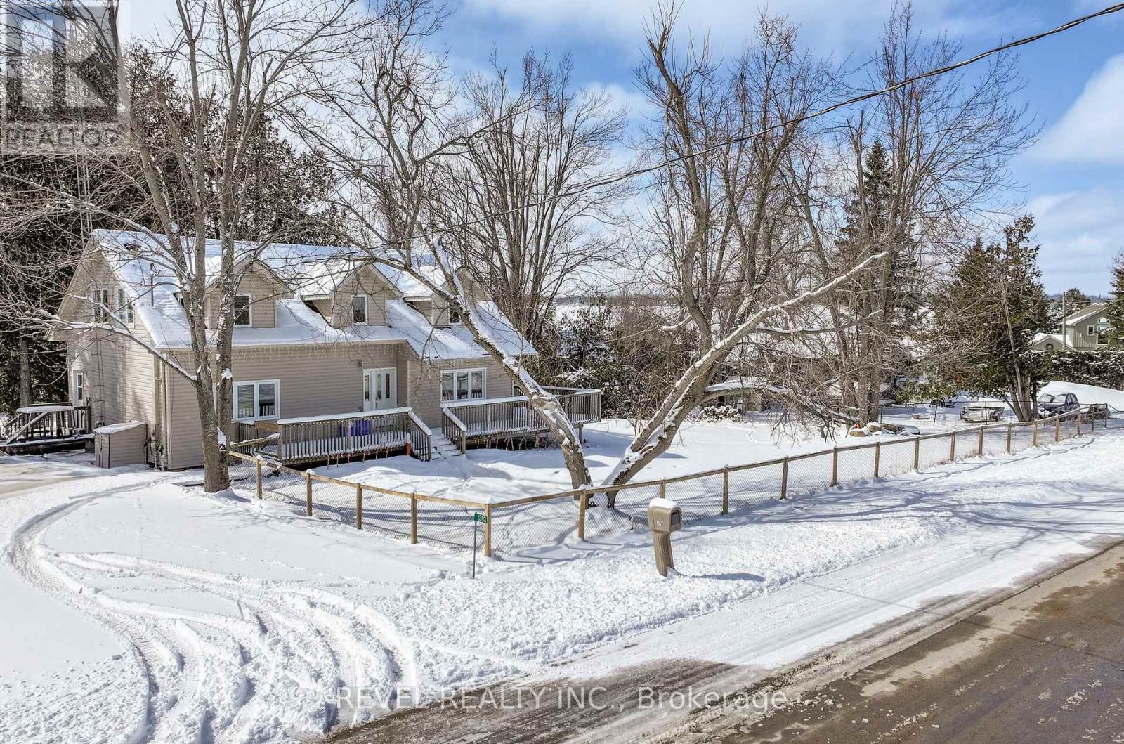1393 Killarney Bay Road, Kawartha Lakes (Fenelon), Ontario  K0M 1G0 - Photo 47 - X12899642
