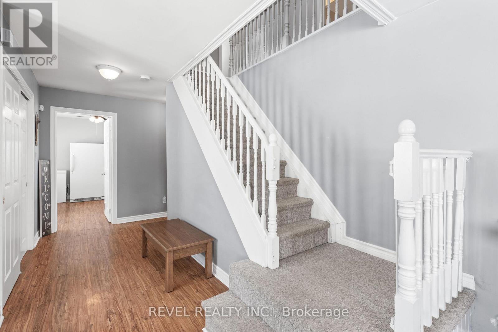 1393 Killarney Bay Road, Kawartha Lakes (Fenelon), Ontario  K0M 1G0 - Photo 6 - X12899642