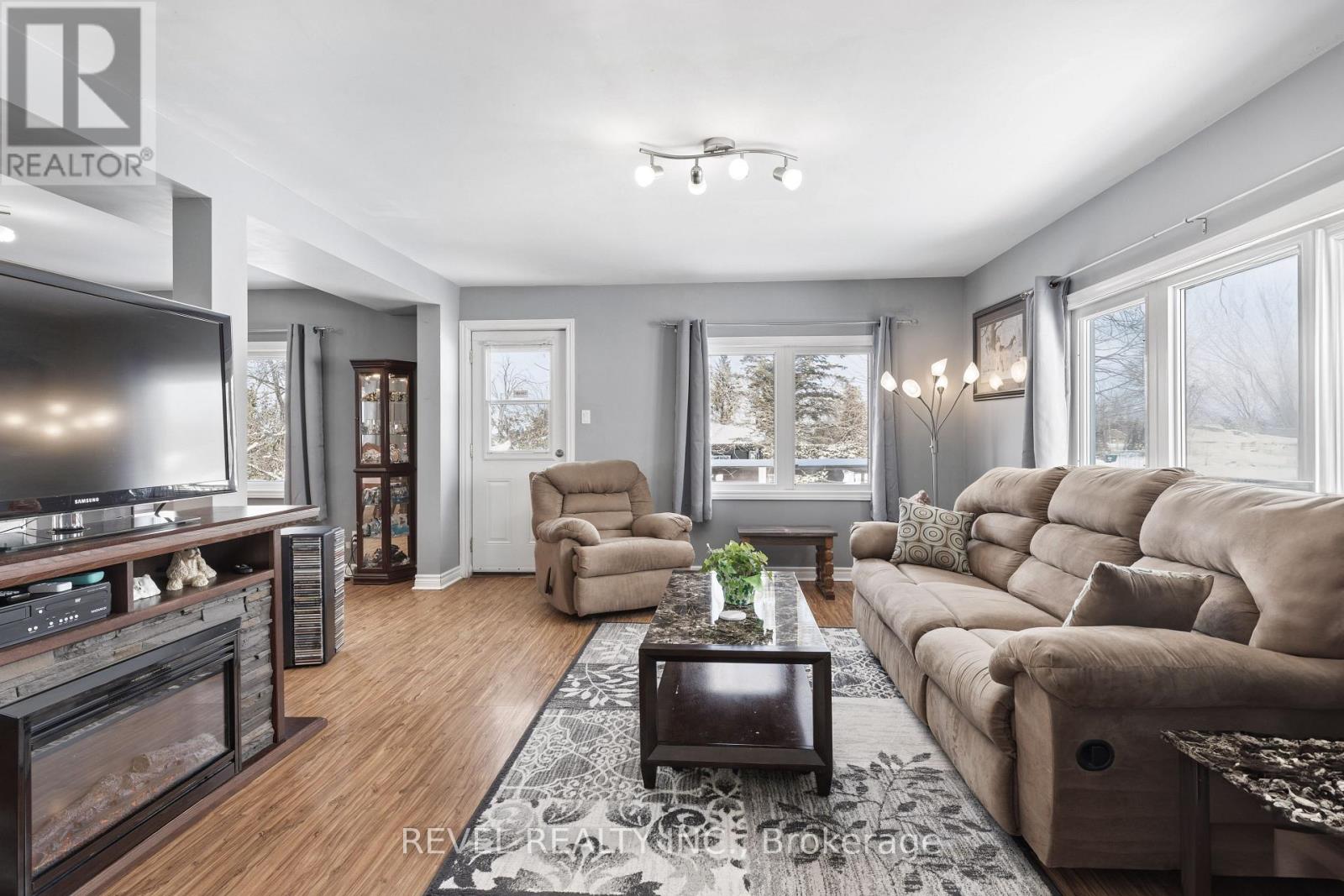 1393 Killarney Bay Road, Kawartha Lakes (Fenelon), Ontario  K0M 1G0 - Photo 7 - X12899642