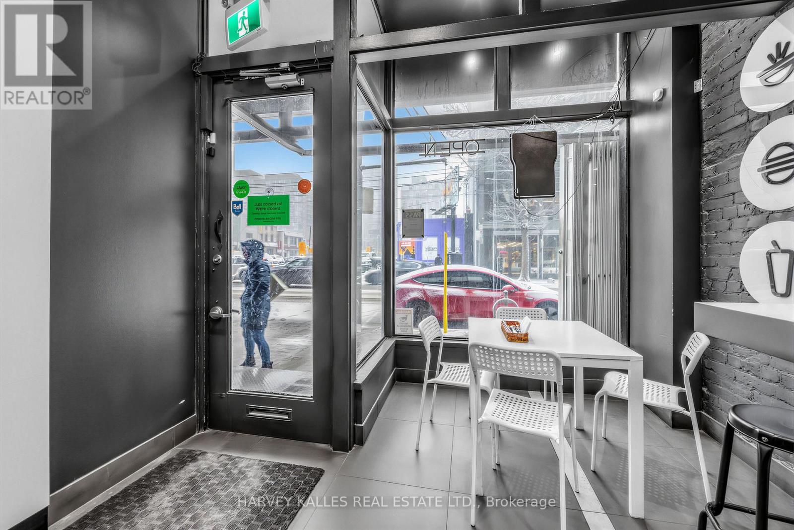 106 Queen Street E, Toronto (Church-Yonge Corridor), Ontario  M5C 1S6 - Photo 3 - C12899468