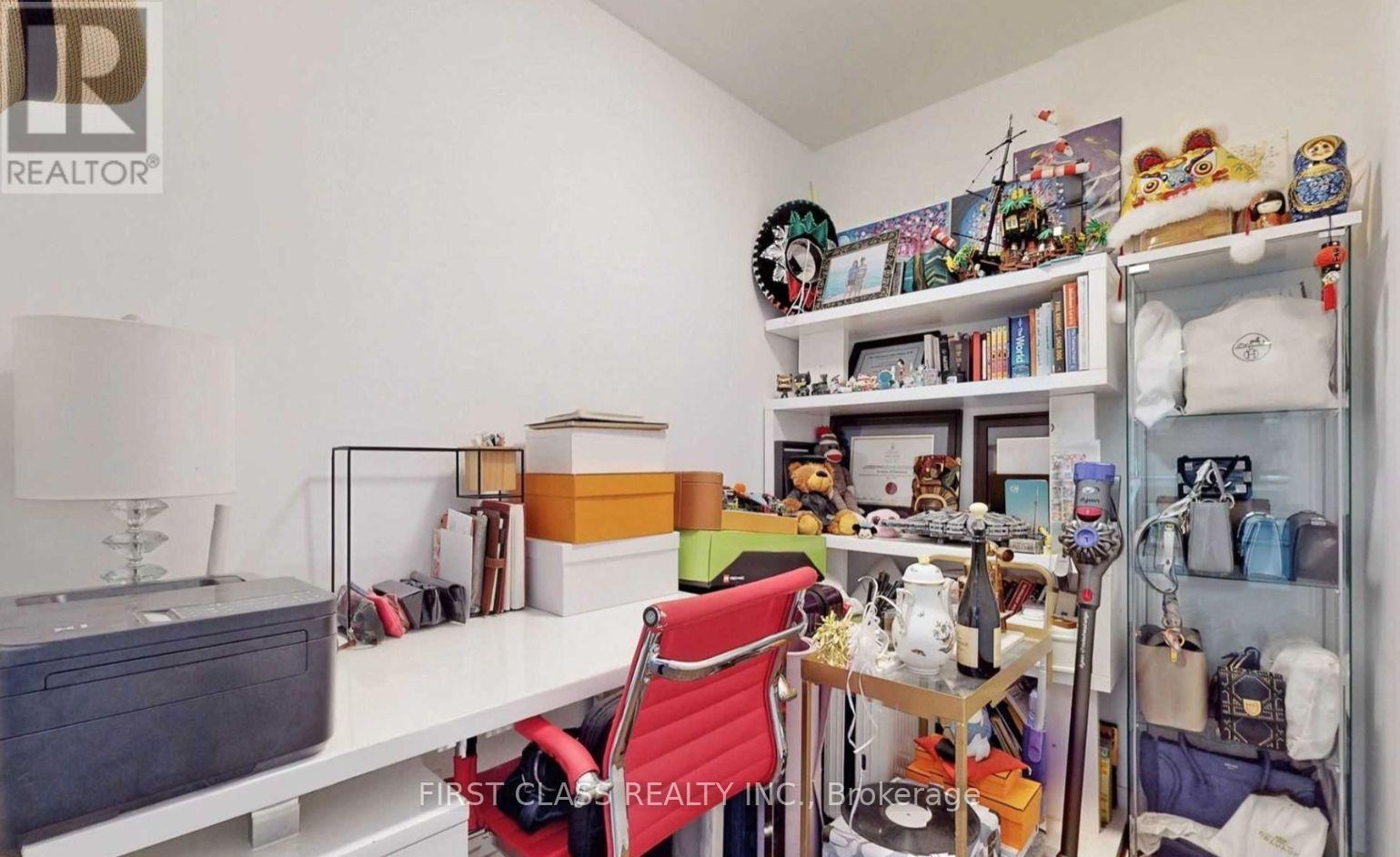 4202 - 15 Grenville Street, Toronto, Ontario  M4Y 0B9 - Photo 6 - C12899520