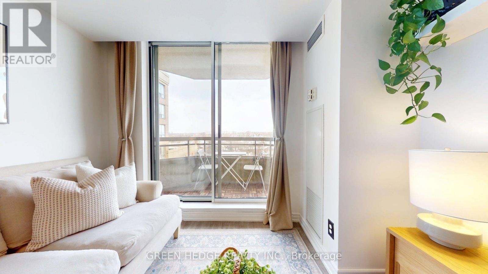 901 - 1700 Eglinton Avenue E, Toronto, Ontario  M4A 2X4 - Photo 3 - C12899598