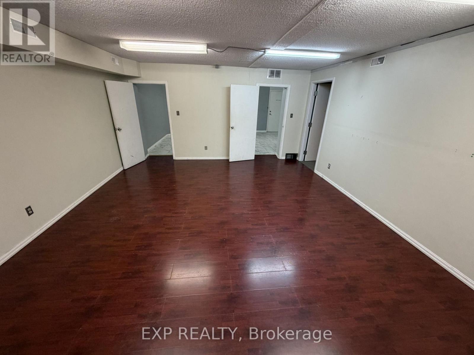 Upper - 89 Wharncliffe Road N, London North, Ontario  N6H 2A7 - Photo 13 - X12899482