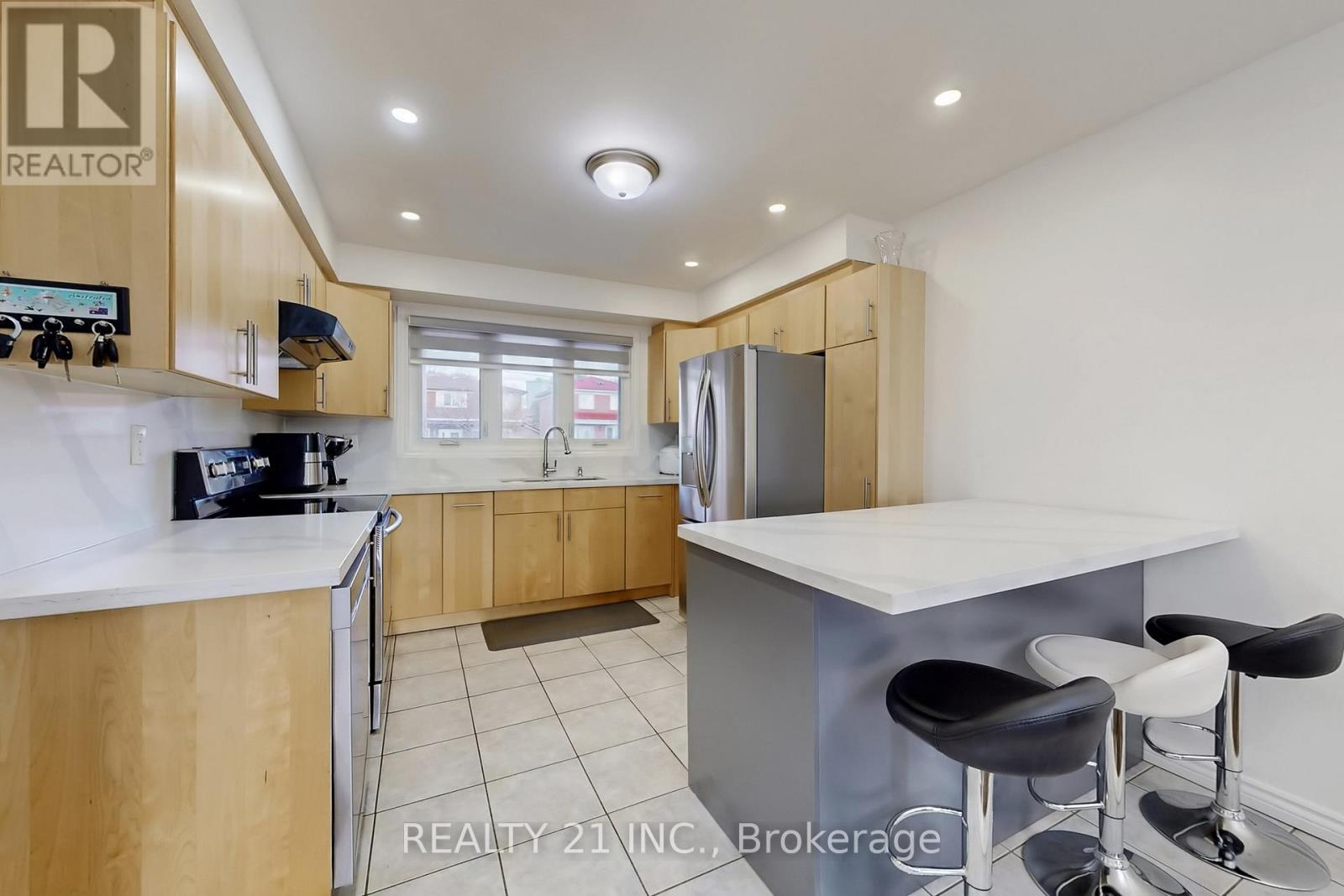 194a Magnolia Avenue, Toronto, Ontario  M1K 3K8 - Photo 13 - E12899462