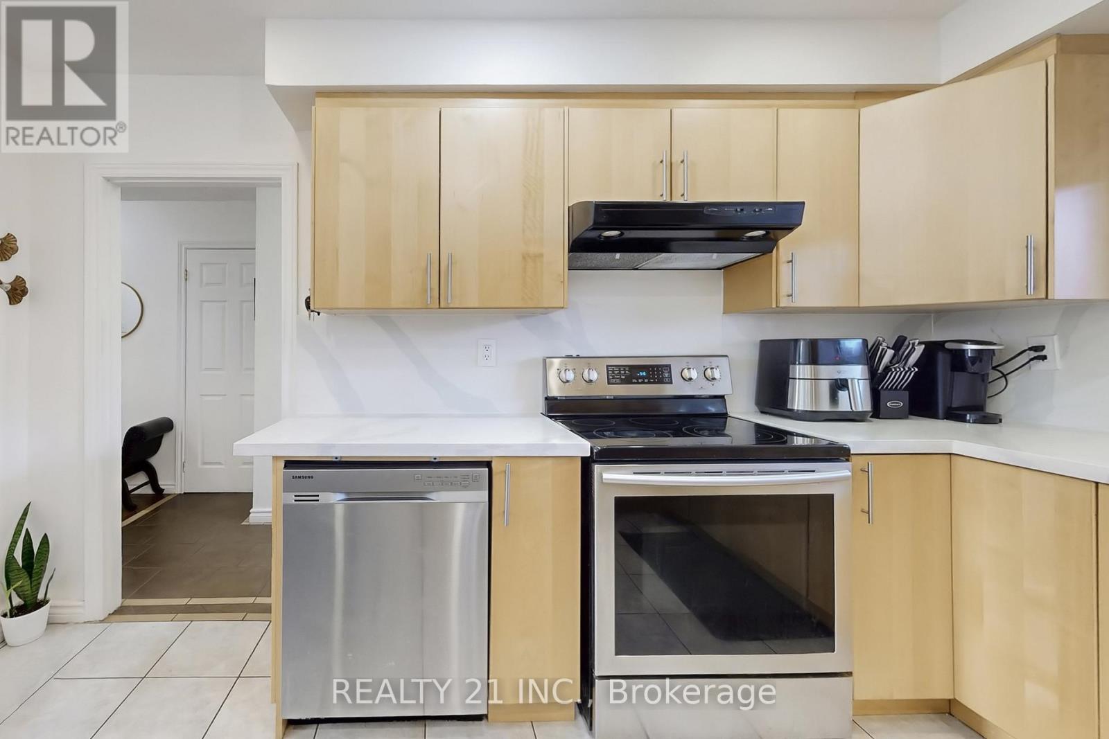 194a Magnolia Avenue, Toronto, Ontario  M1K 3K8 - Photo 18 - E12899462