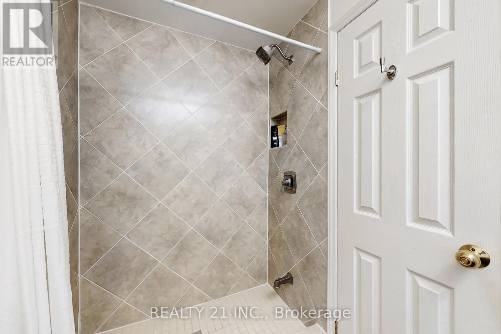 194a Magnolia Avenue, Toronto, Ontario  M1K 3K8 - Photo 21 - E12899462