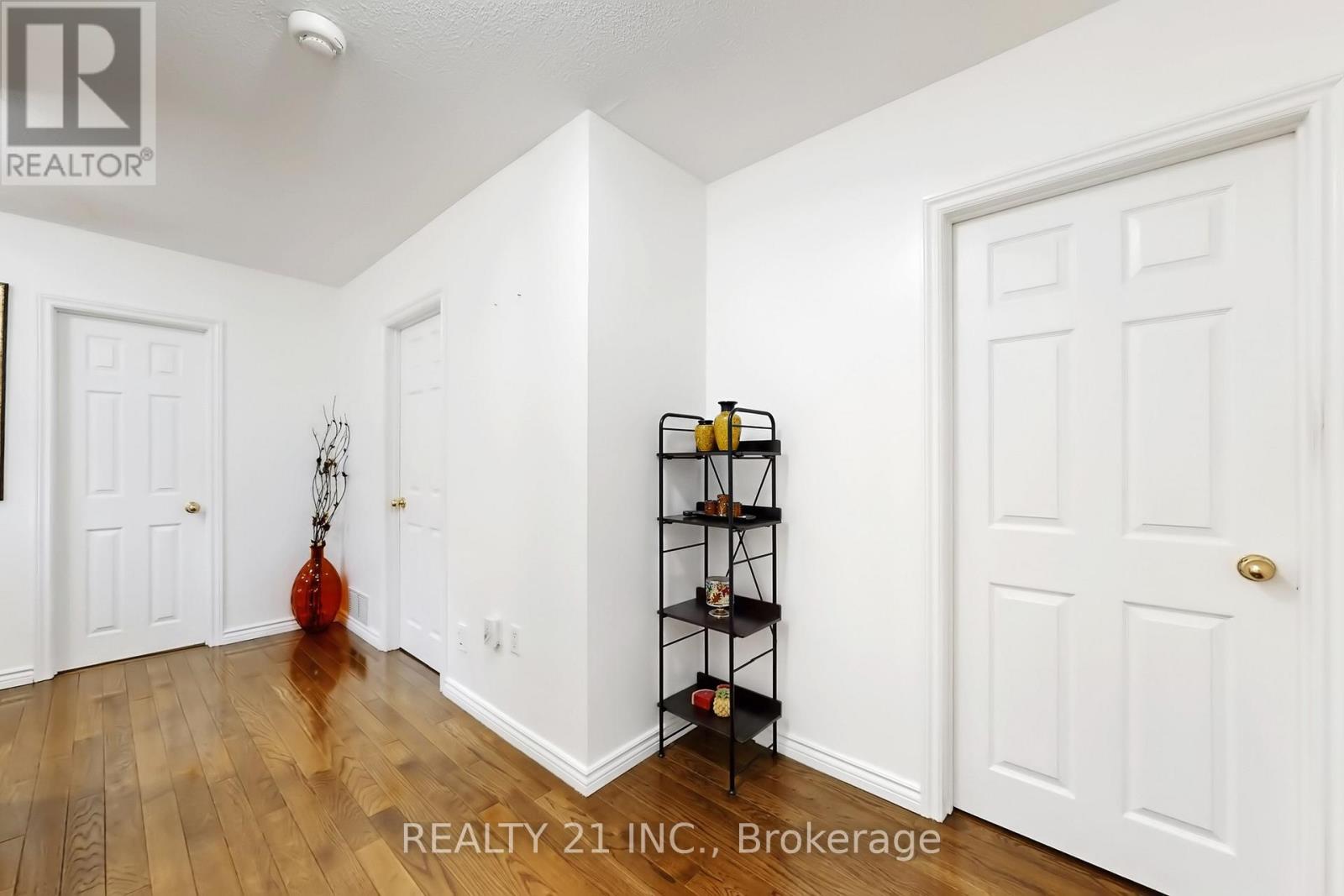 194a Magnolia Avenue, Toronto, Ontario  M1K 3K8 - Photo 24 - E12899462