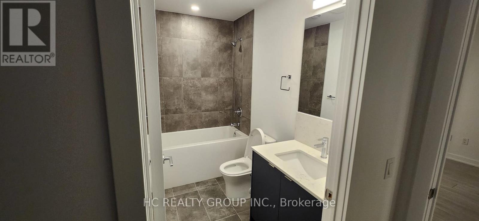 1505 - 1606 Charles Street, Whitby (Port Whitby), Ontario  L1N 0P1 - Photo 12 - E12899472