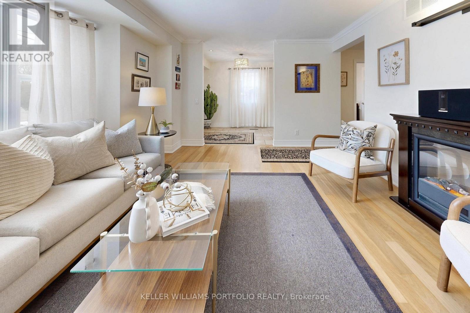 49 Dolphin Drive, Toronto, Ontario  M1L 1N5 - Photo 10 - E12899506