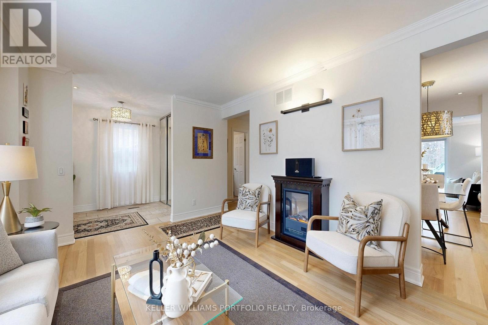 49 Dolphin Drive, Toronto, Ontario  M1L 1N5 - Photo 9 - E12899506