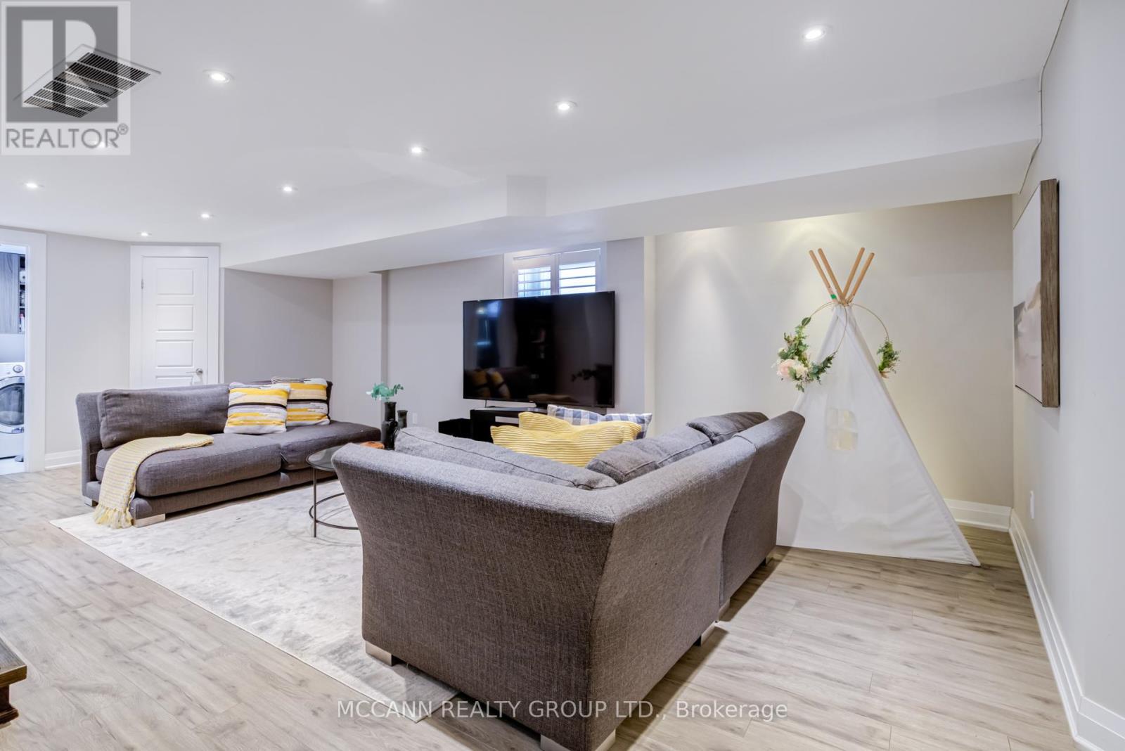 1155 Greenwood Avenue, Toronto (East York), Ontario  M4J 4E7 - Photo 41 - E12899528