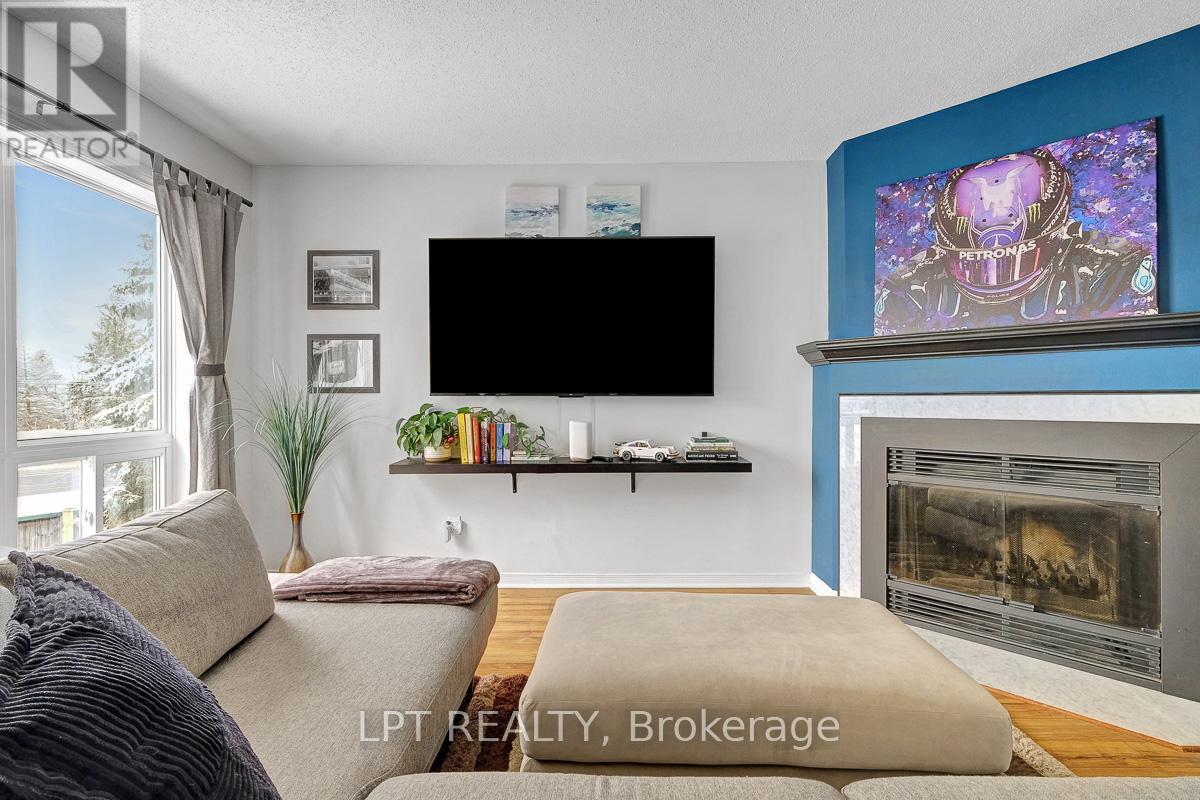 30 - 204 Briston Avenue, Ottawa, Ontario  K1G 5P8 - Photo 5 - X12899474