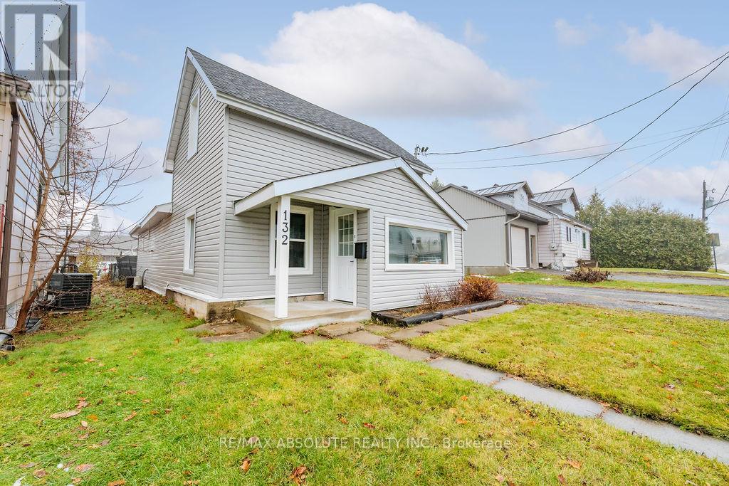 132 EDWARD STREET S, Arnprior, Ontario