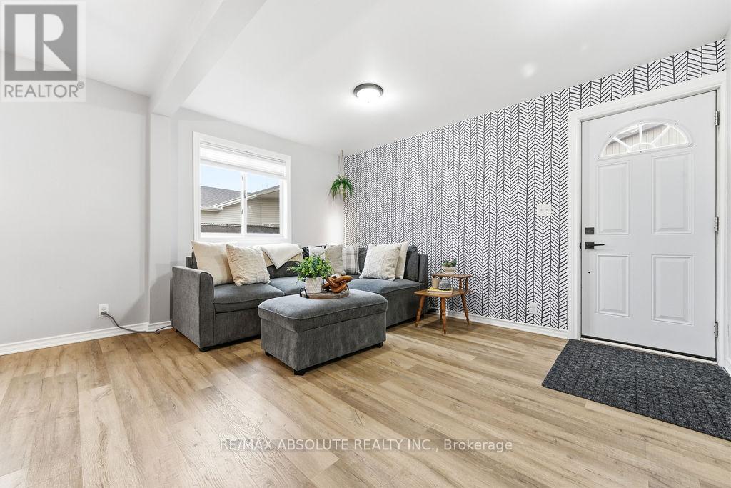 132 Edward Street S, Arnprior, Ontario  K7S 2X4 - Photo 3 - X12899480