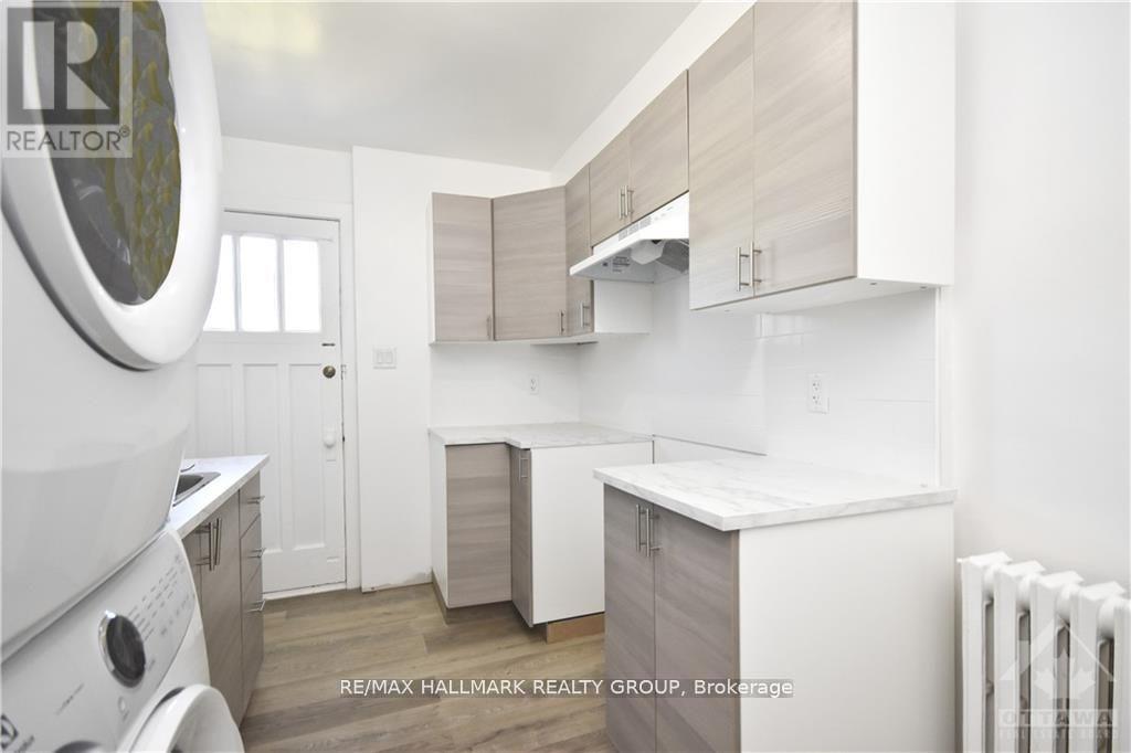 2 - 15 Marier Avenue, Ottawa, Ontario  K1L 5S6 - Photo 7 - X12899532
