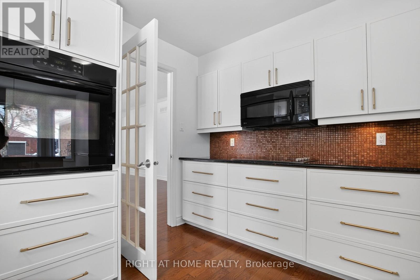 100 Darlington Private W, Ottawa, Ontario  K1V 0X8 - Photo 7 - X12899540