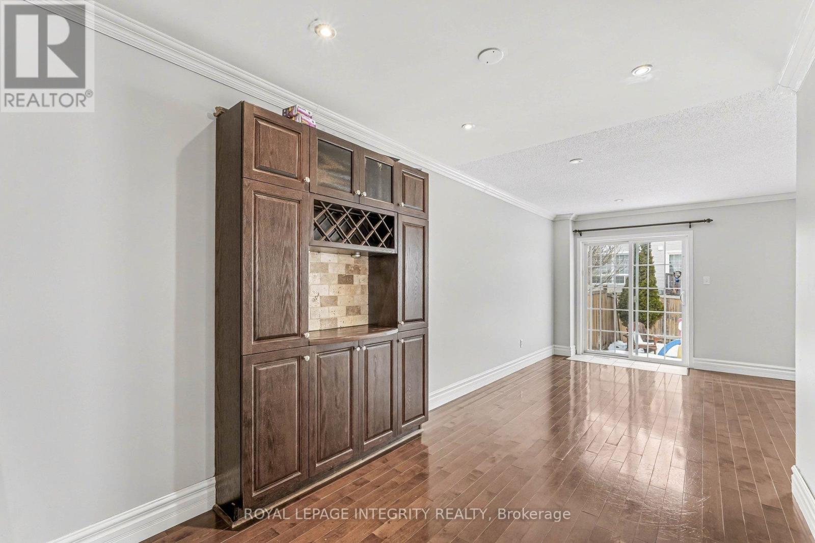 429 Ashbourne Crescent, Ottawa, Ontario  K2J 0H7 - Photo 11 - X12899572