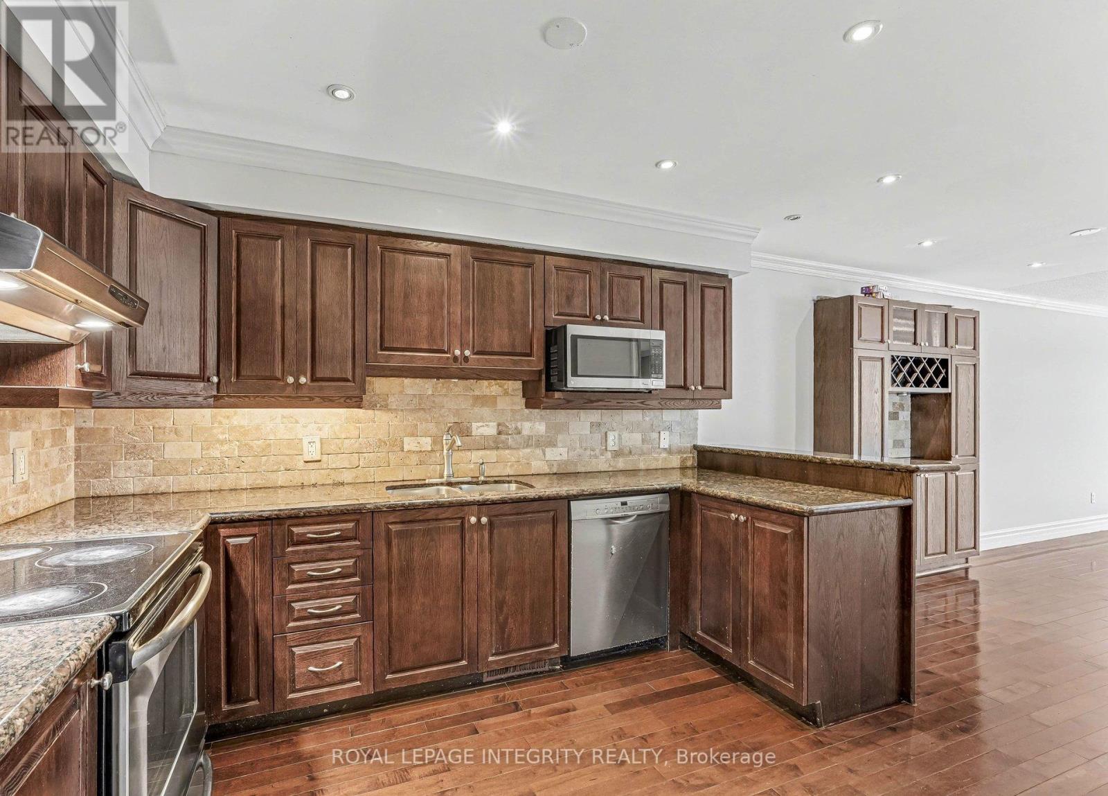 429 Ashbourne Crescent, Ottawa, Ontario  K2J 0H7 - Photo 13 - X12899572