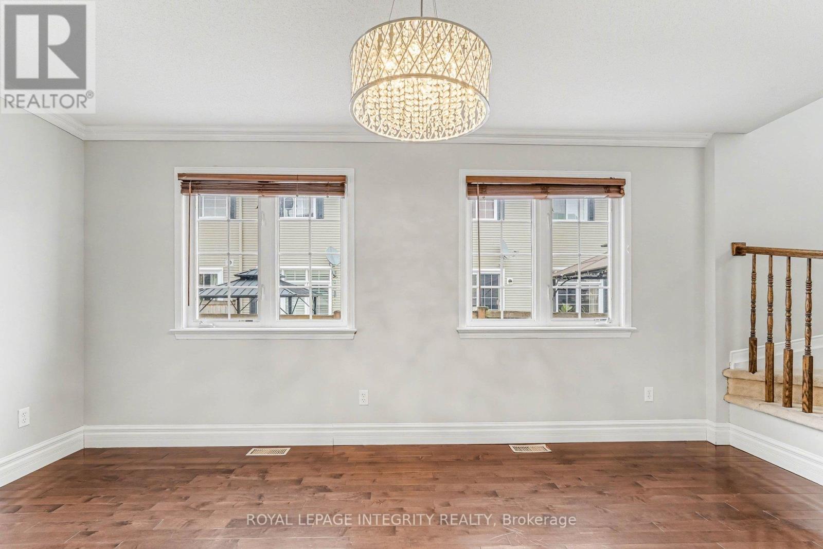 429 Ashbourne Crescent, Ottawa, Ontario  K2J 0H7 - Photo 5 - X12899572