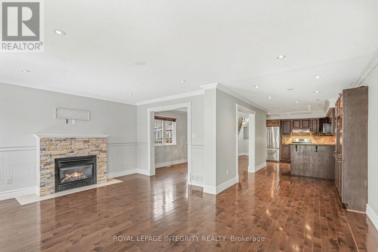 429 Ashbourne Crescent, Ottawa, Ontario  K2J 0H7 - Photo 8 - X12899572