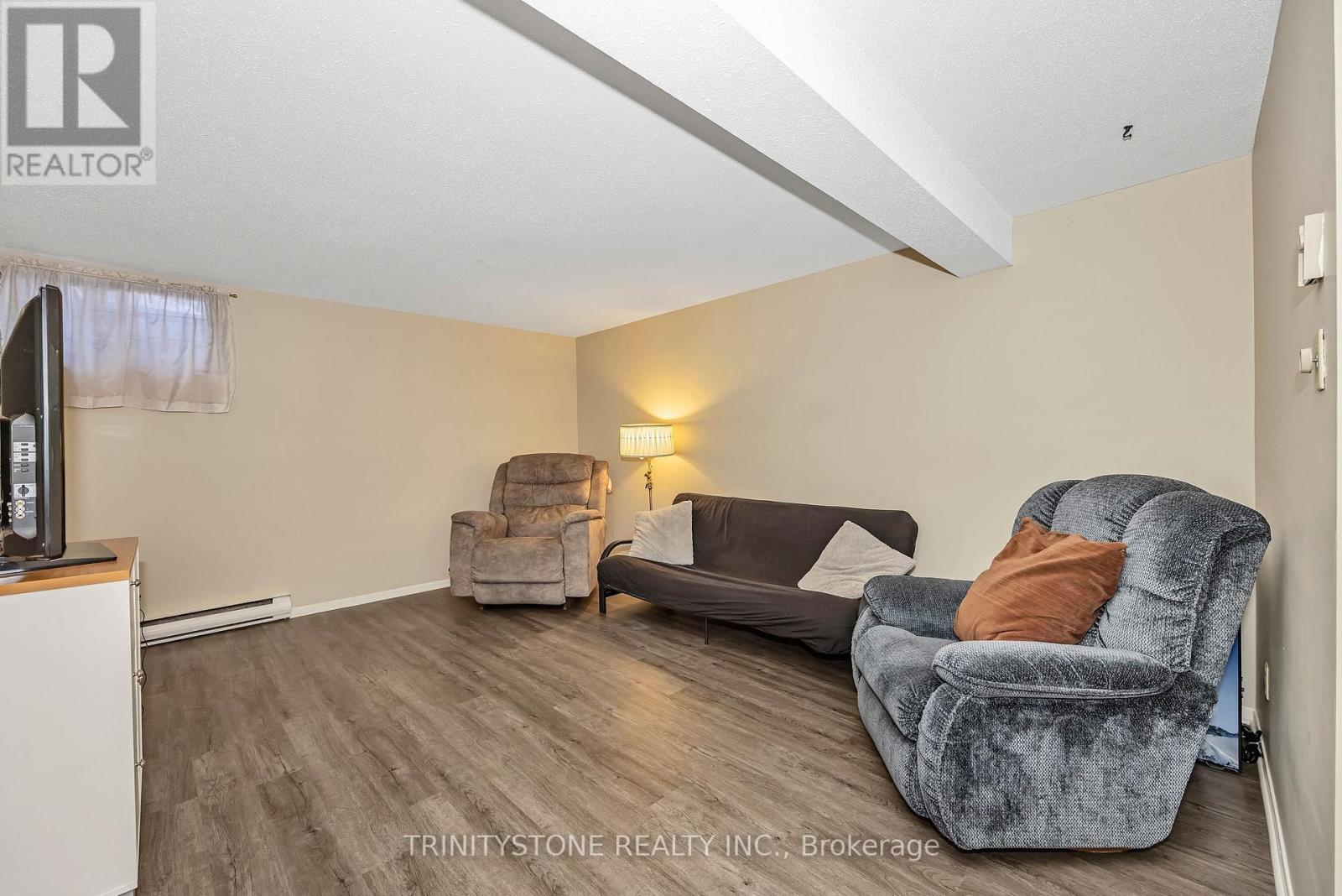 57 - 811 Connaught Avenue, Ottawa, Ontario  K2B 8K3 - Photo 32 - X12899586