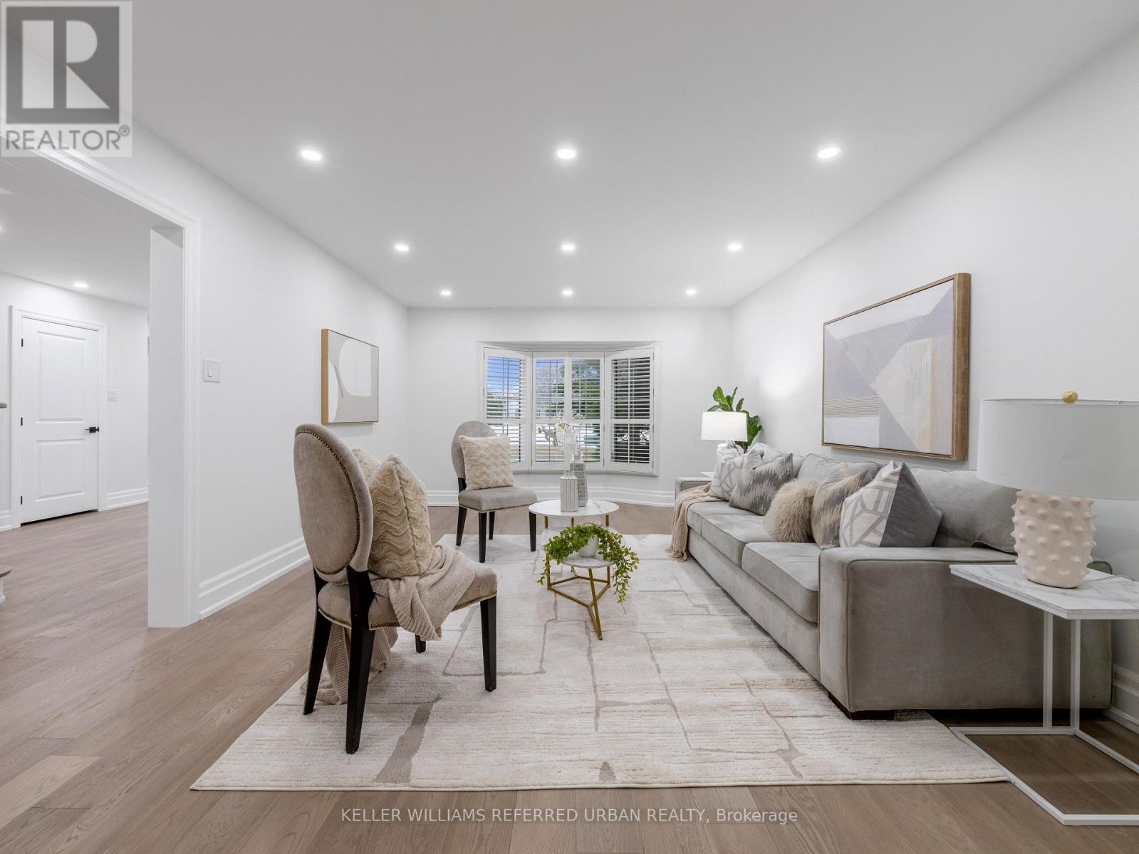 17 Sleepy Hollow Lane, Whitchurch-Stouffville, Ontario  L4A 3G7 - Photo 6 - N12898954